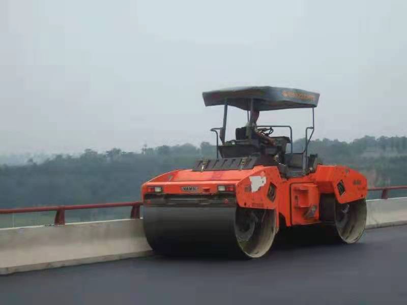 振動壓路機不振動的原因及解決辦法