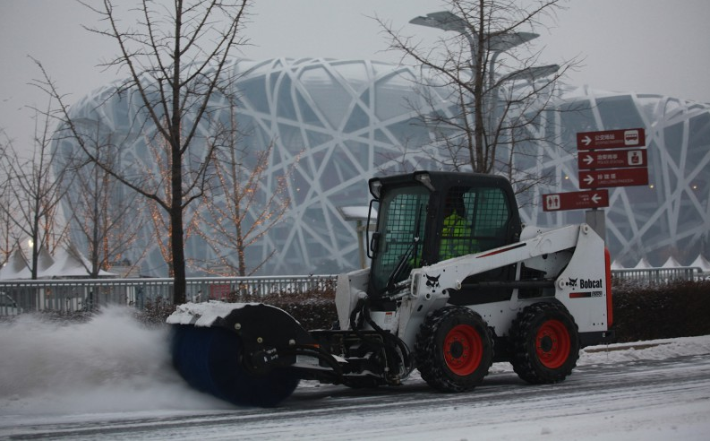 冷再生機在解決道路全深度翻新方面的優勢有哪些？