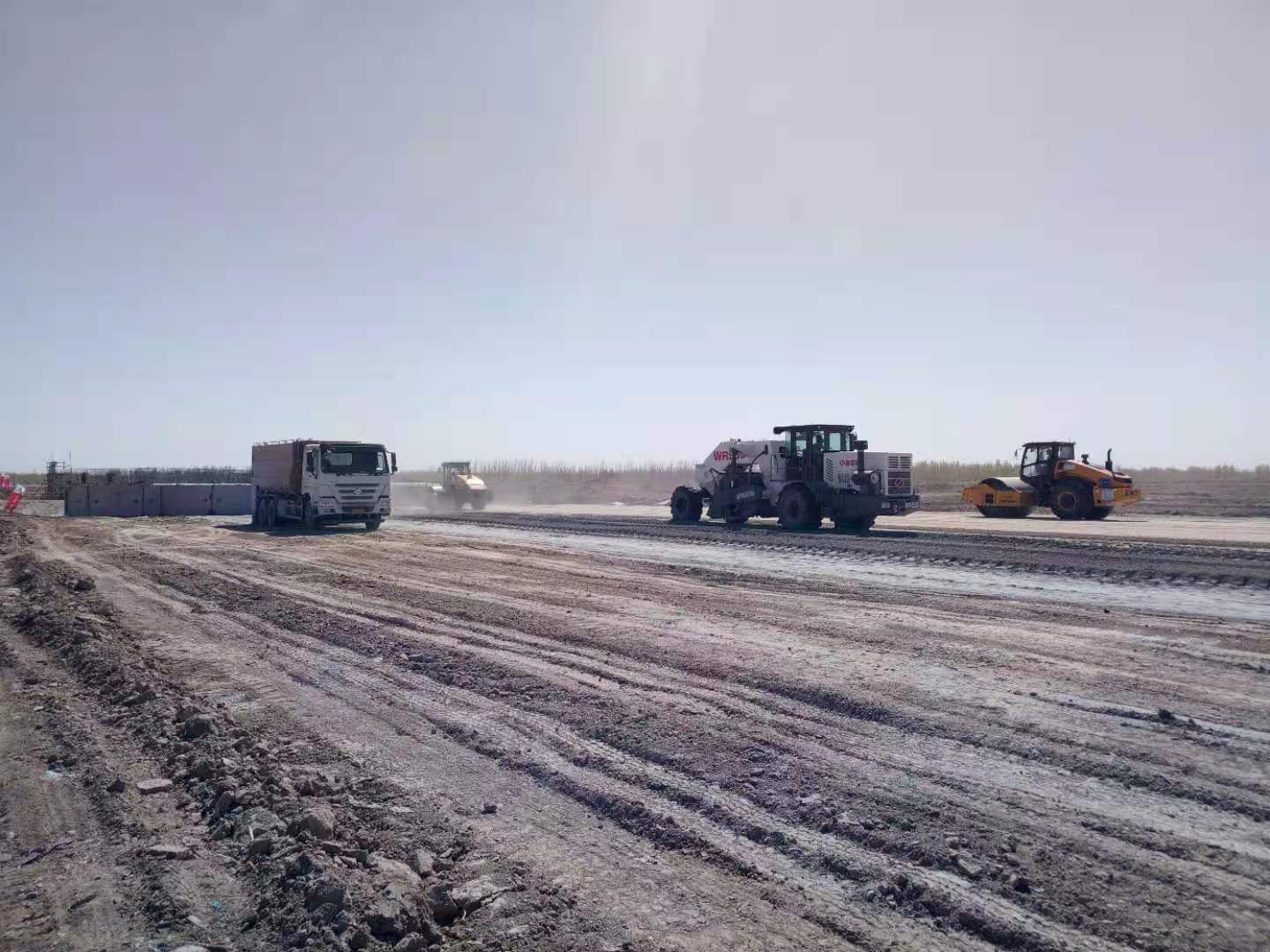 天冷前的冷再生機(jī)怎么保養(yǎng)呢？